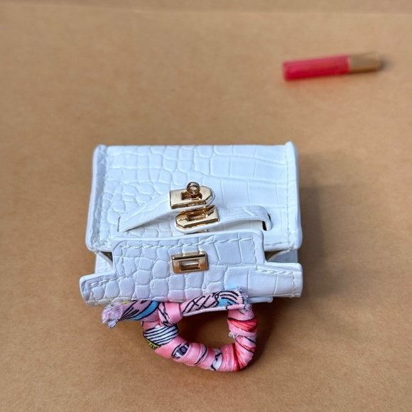 Fashion Doll White Handbag Mini Bag Croco Gift Turnlock Purse Book FR Designer - Picture 3 of 6